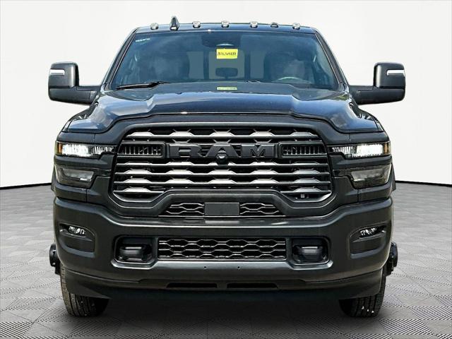 2026 RAM 3500 Chassis RAM 3500 TRADESMAN CREW CAB CHASSIS 4X4 60 CA