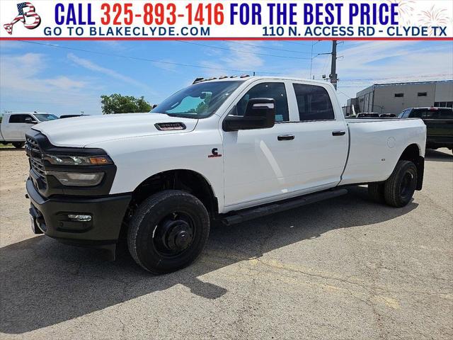 2026 RAM Ram 3500 RAM 3500 TRADESMAN CREW CAB 4X4 8 BOX