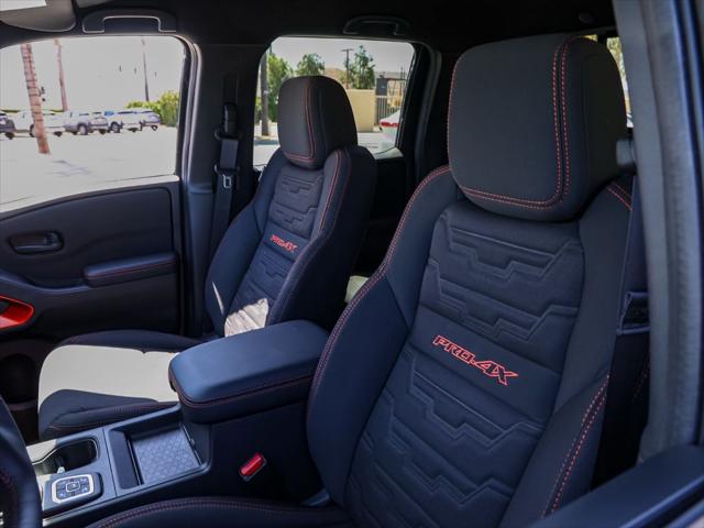 2026 Nissan Frontier Crew Cab PRO-4X 4x4