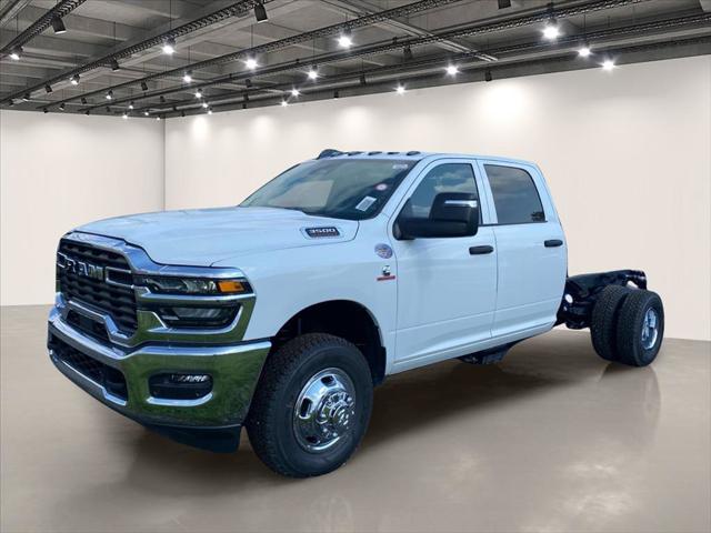 2026 RAM 3500 Chassis RAM 3500 TRADESMAN CREW CAB CHASSIS 4X4 60 CA