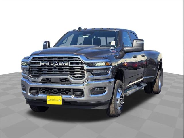 2026 RAM Ram 3500 RAM 3500 TRADESMAN CREW CAB 4X4 8 BOX