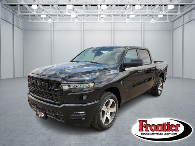 2026 RAM Ram 1500 RAM 1500 EXPRESS CREW CAB 4X2 57 BOX
