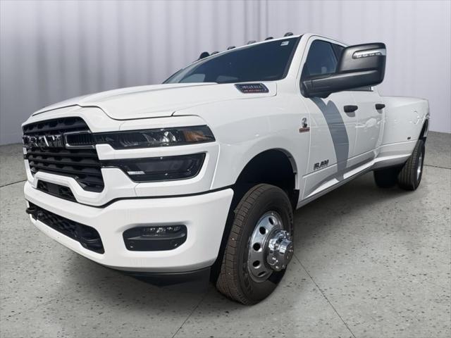 2026 RAM 3500 RAM 3500 BIG HORN CREW CAB 4X4 8 BOX