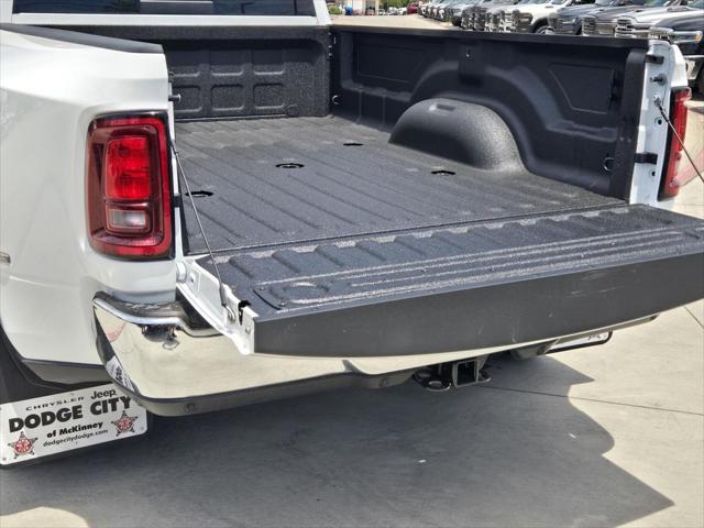 2026 Ram 3500 Tradesman Crew Cab 4x4 8' Box