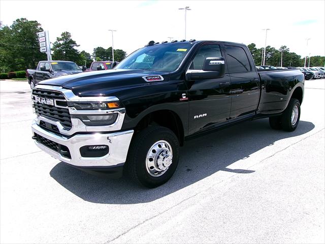 2026 RAM 3500 RAM 3500 BIG HORN CREW CAB 4X4 8 BOX