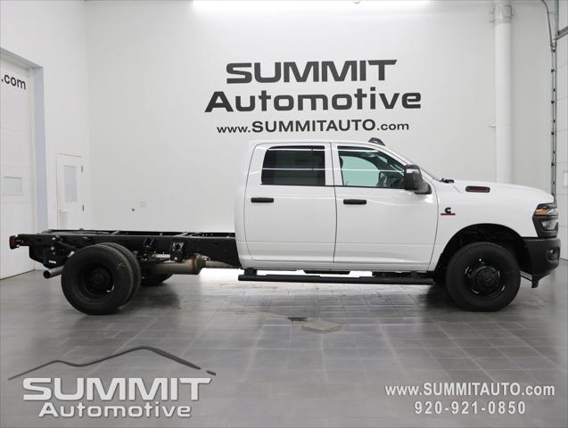 2026 RAM Ram 3500 Chassis Cab RAM 3500 TRADESMAN CREW CAB CHASSIS 4X4 60 CA 2026 RAM Ram 3500 Chassis Cab RAM 3500 TRADESMAN CREW CAB CHASSIS 4X4 60 CA