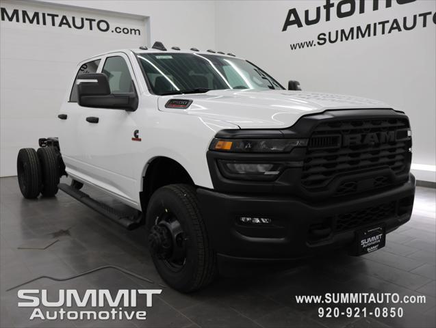 2026 RAM Ram 3500 Chassis Cab RAM 3500 TRADESMAN CREW CAB CHASSIS 4X4 60 CA 2026 RAM Ram 3500 Chassis Cab RAM 3500 TRADESMAN CREW CAB CHASSIS 4X4 60 CA