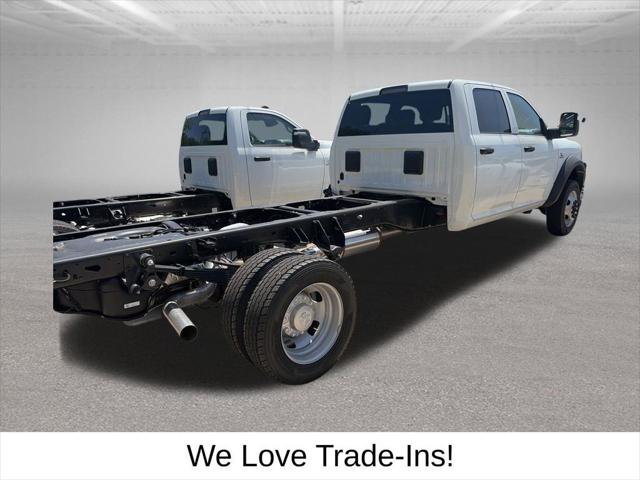 2026 RAM Ram 5500 Chassis Cab RAM 5500 TRADESMAN CHASSIS CREW CAB 4X4 84 CA