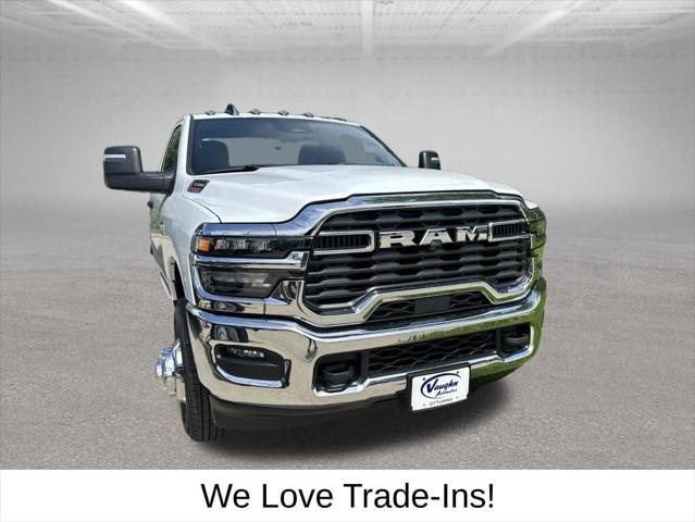 2026 RAM Ram 3500 Chassis Cab RAM 3500 TRADESMAN CHASSIS REGULAR CAB 4X4 84 CA 2026 RAM Ram 3500 Chassis Cab RAM 3500 TRADESMAN CHASSIS REGULAR CAB 4X4 84 CA