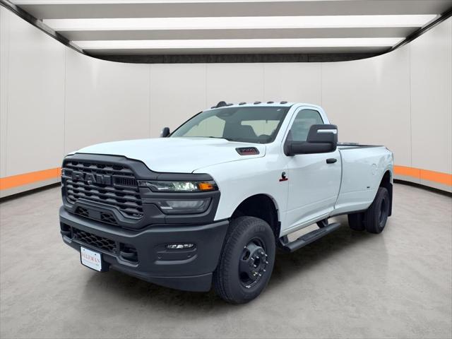 2026 RAM Ram 3500 RAM 3500 TRADESMAN REGULAR CAB 4X4 8 BOX