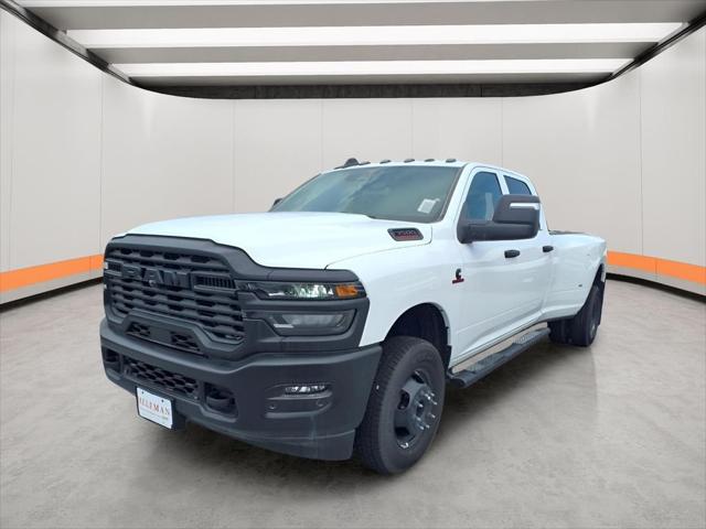 2026 RAM Ram 3500 RAM 3500 TRADESMAN CREW CAB 4X4 8 BOX