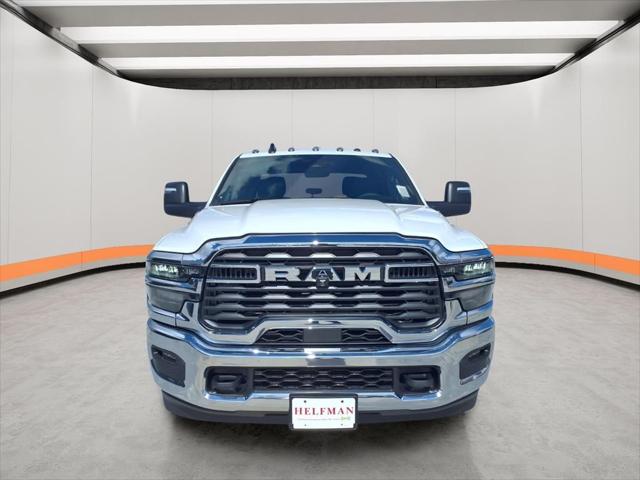 2026 RAM 3500 Chassis RAM 3500 TRADESMAN CREW CAB CHASSIS 4X4 60 CA