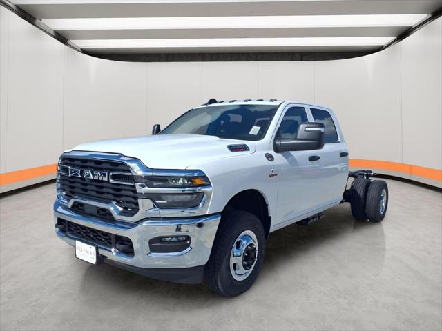 2026 RAM 3500 Chassis RAM 3500 TRADESMAN CREW CAB CHASSIS 4X4 60 CA