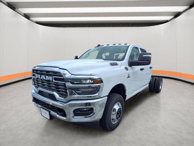 2026 RAM 3500 Chassis RAM 3500 TRADESMAN CREW CAB CHASSIS 4X4 60 CA