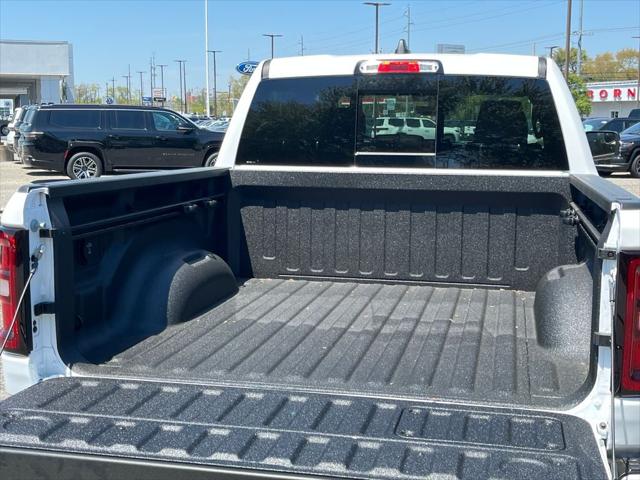 2026 Ram 1500 Laramie Crew Cab 4x4 5'7" Box