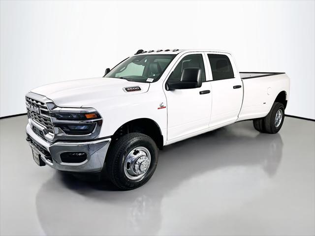 2026 RAM Ram 3500 RAM 3500 TRADESMAN CREW CAB 4X4 8 BOX