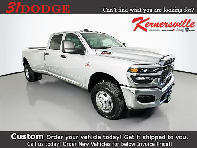 2026 RAM Ram 3500 RAM 3500 TRADESMAN CREW CAB 4X4 8 BOX