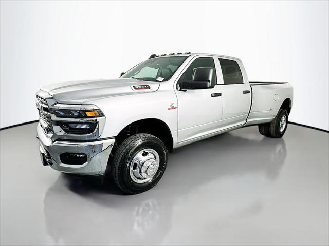2026 RAM Ram 3500 RAM 3500 TRADESMAN CREW CAB 4X4 8 BOX
