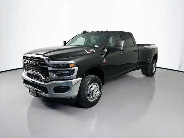2026 RAM Ram 3500 RAM 3500 TRADESMAN CREW CAB 4X4 8 BOX