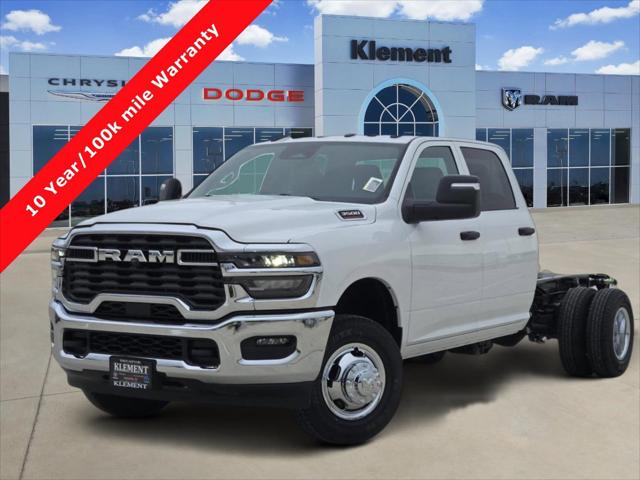 2026 RAM Ram 3500 Chassis Cab RAM 3500 TRADESMAN CREW CAB CHASSIS 4X4 60 CA 2026 RAM Ram 3500 Chassis Cab RAM 3500 TRADESMAN CREW CAB CHASSIS 4X4 60 CA