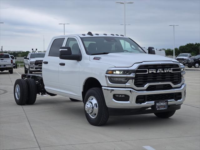2026 RAM Ram 3500 Chassis Cab RAM 3500 TRADESMAN CREW CAB CHASSIS 4X4 60 CA 2026 RAM Ram 3500 Chassis Cab RAM 3500 TRADESMAN CREW CAB CHASSIS 4X4 60 CA