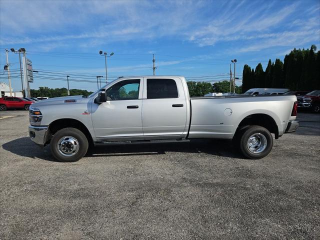 2026 RAM Ram 3500 RAM 3500 TRADESMAN CREW CAB 4X4 8 BOX 2026 RAM Ram 3500 RAM 3500 TRADESMAN CREW CAB 4X4 8 BOX