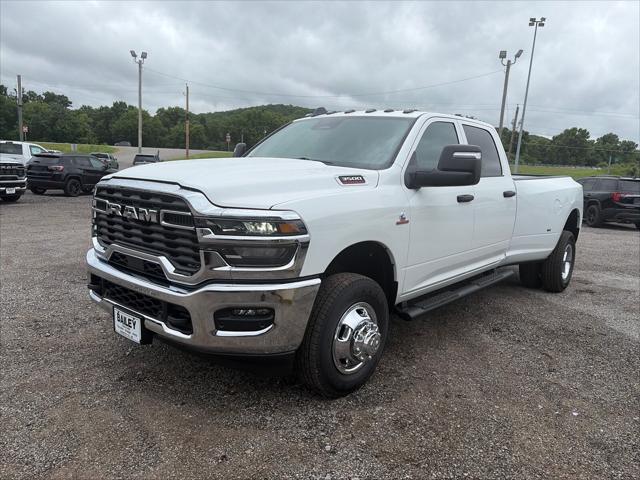 2026 Ram 3500 Tradesman Crew Cab 4x4 8' Box
