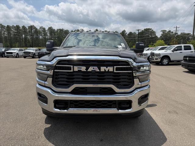 2026 RAM Ram 3500 RAM 3500 TRADESMAN CREW CAB 4X4 8 BOX
