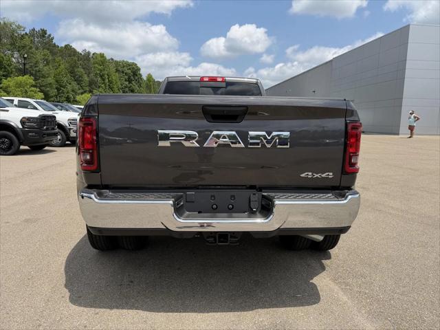 2026 Ram 3500 Tradesman Crew Cab 4x4 8' Box