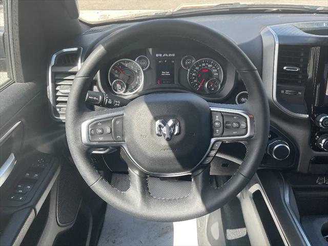 2025 Ram 1500 Big Horn Crew Cab 4x4 5'7" Box