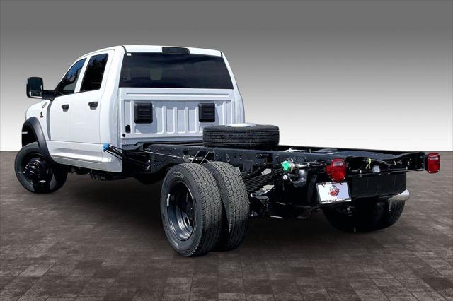 2026 RAM 5500 Chassis RAM 5500 TRADESMAN CHASSIS CREW CAB 4X4 84 CA