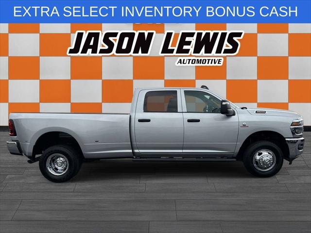 2026 RAM Ram 3500 RAM 3500 TRADESMAN CREW CAB 4X4 8 BOX