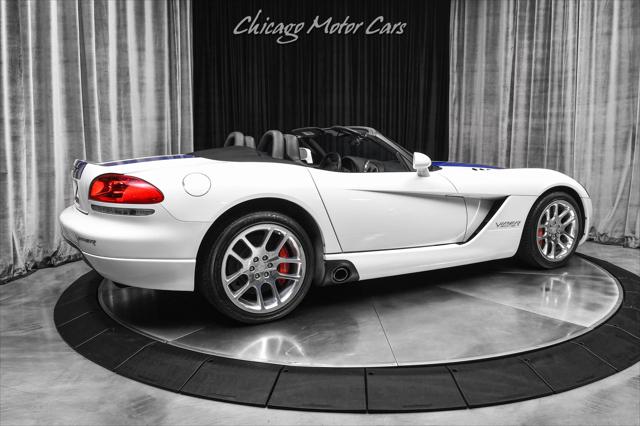 2005 Dodge Viper SRT10