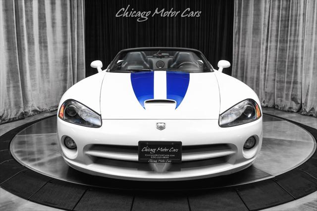 2005 Dodge Viper SRT10