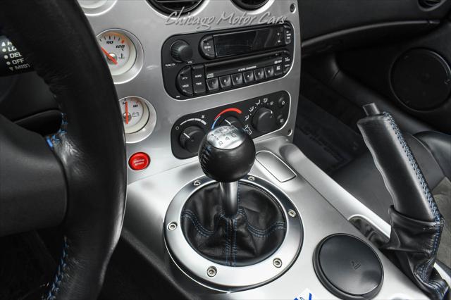 2005 Dodge Viper SRT10