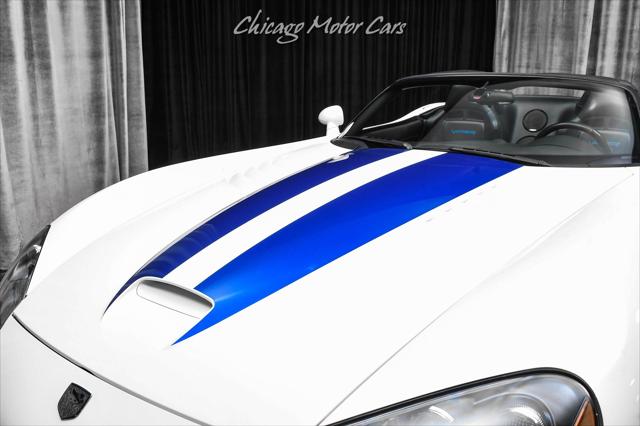 2005 Dodge Viper SRT10