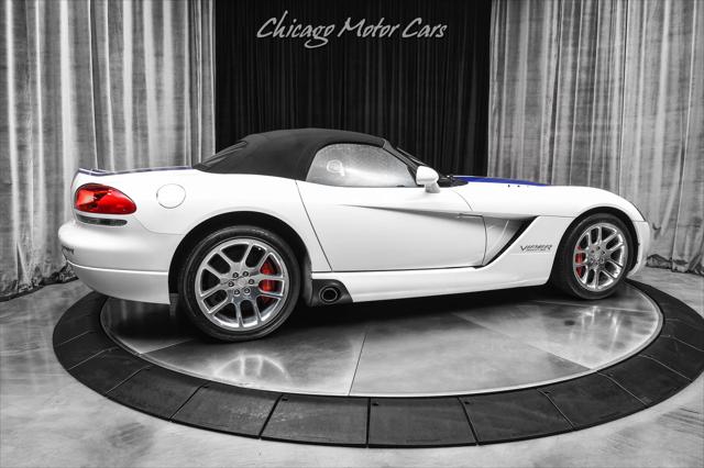 2005 Dodge Viper SRT10