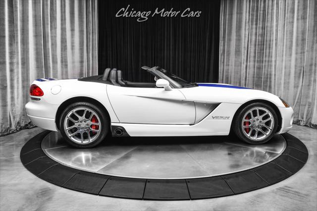 2005 Dodge Viper SRT10