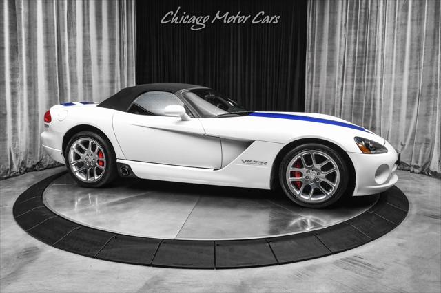 2005 Dodge Viper SRT10