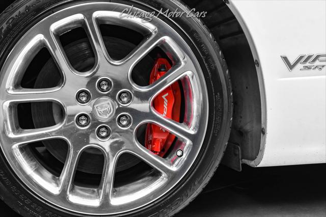 2005 Dodge Viper SRT10
