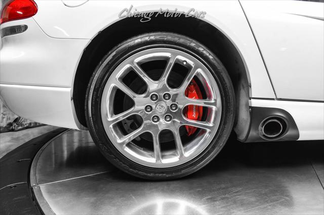 2005 Dodge Viper SRT10