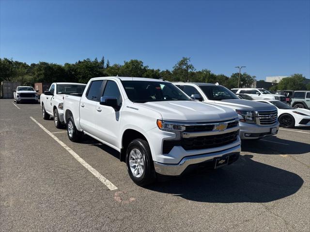 2025 Chevrolet Silverado 1500 4WD Crew Cab Standard Bed LT