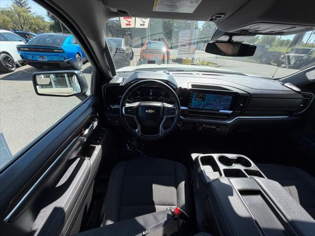 2025 Chevrolet Silverado 1500 4WD Crew Cab Standard Bed LT