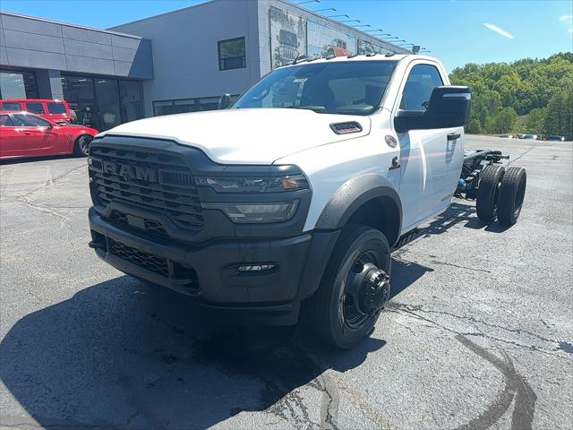 2026 RAM Ram 5500 Chassis Cab RAM 5500 TRADESMAN CHASSIS REGULAR CAB 4X4 84 CA 2026 RAM Ram 5500 Chassis Cab RAM 5500 TRADESMAN CHASSIS REGULAR CAB 4X4 84 CA