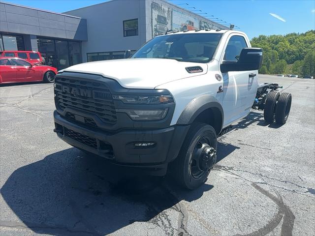 2026 RAM Ram 5500 Chassis Cab RAM 5500 TRADESMAN CHASSIS REGULAR CAB 4X4 84 CA 2026 RAM Ram 5500 Chassis Cab RAM 5500 TRADESMAN CHASSIS REGULAR CAB 4X4 84 CA