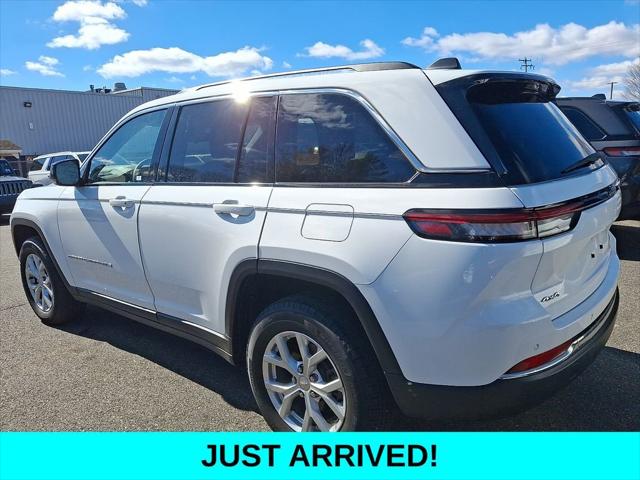 2023 Jeep Grand Cherokee Limited 4x4 2023 Jeep Grand Cherokee Limited 4x4