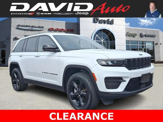 2023 Jeep Grand Cherokee Altitude 4x4 2023 Jeep Grand Cherokee Altitude 4x4