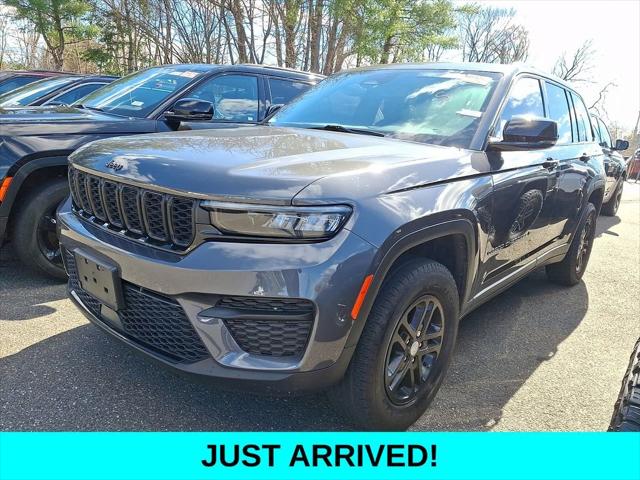 2023 Jeep Grand Cherokee Altitude 4x4