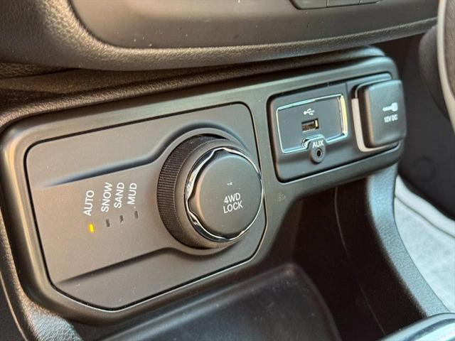 2023 Jeep Renegade Altitude 4x4