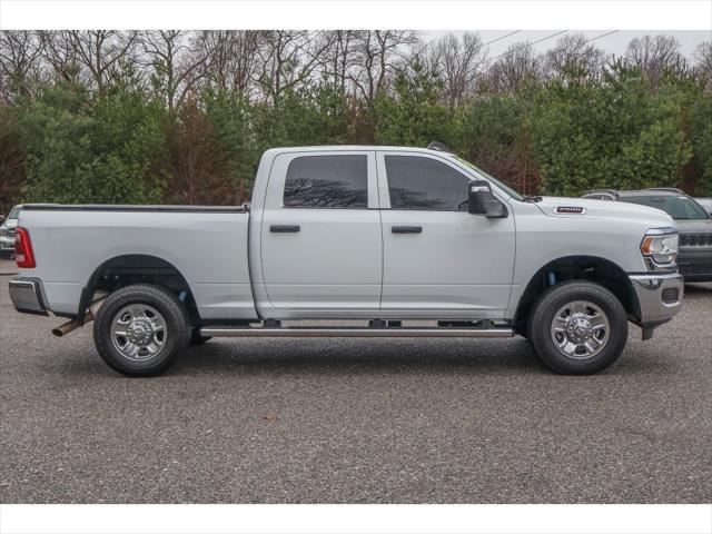 2024 RAM 2500 Tradesman Crew Cab 4x4 64 Box